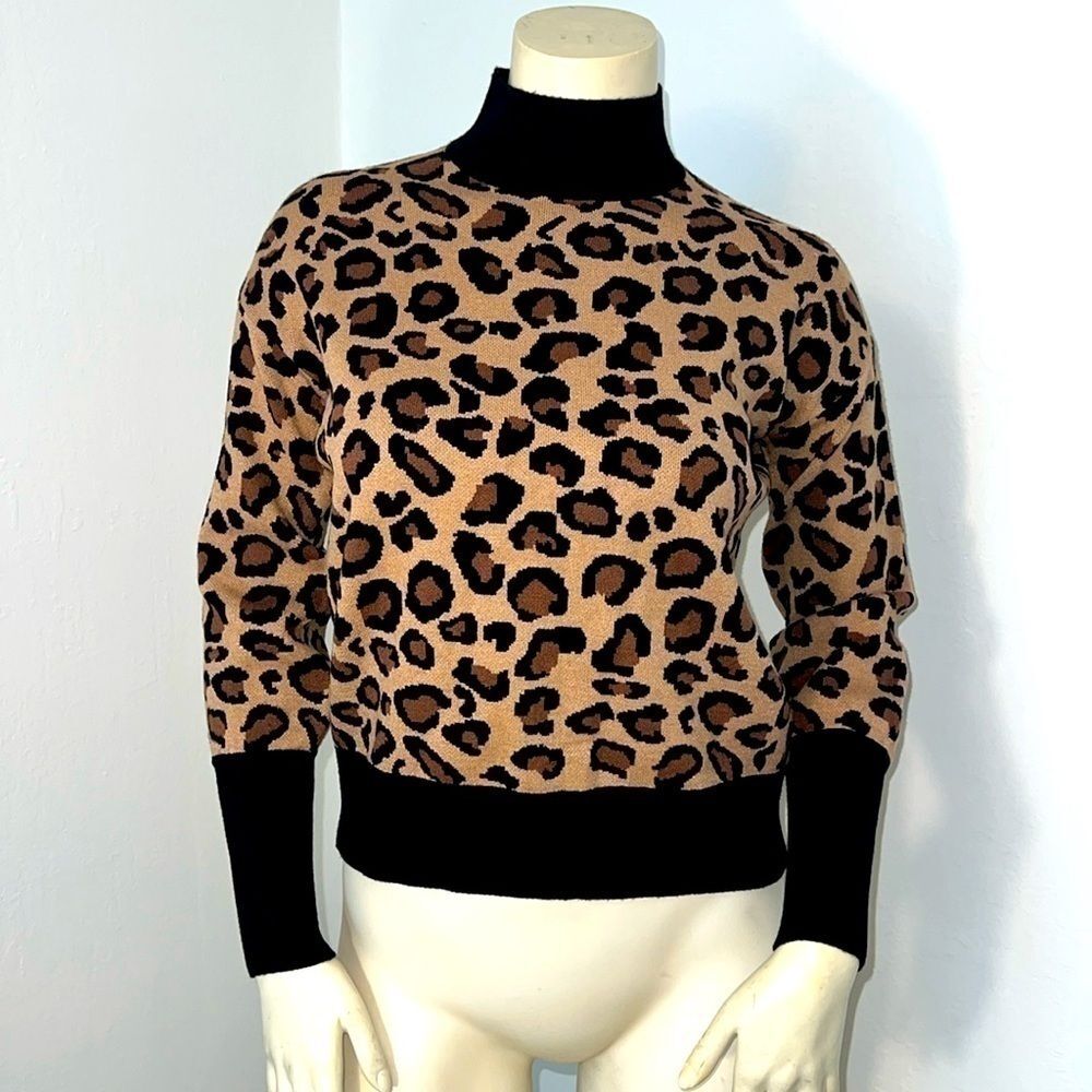 NWOT Rachel Zoe Animal Print Mock Neck Long Sleeve Sweater. Size XS